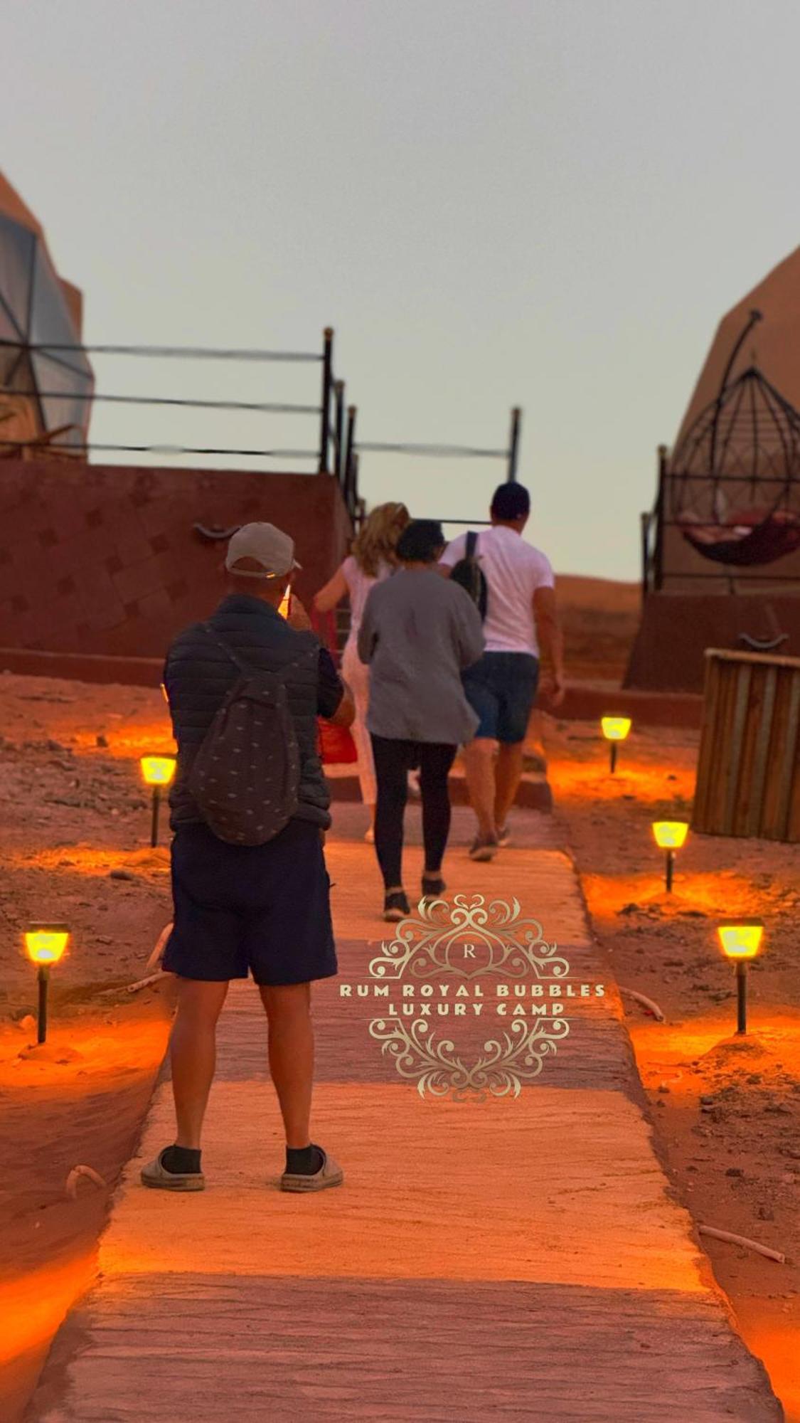 Apartamento Rum Royal Bubbles Luxury Camp Wadi Rum Exterior foto