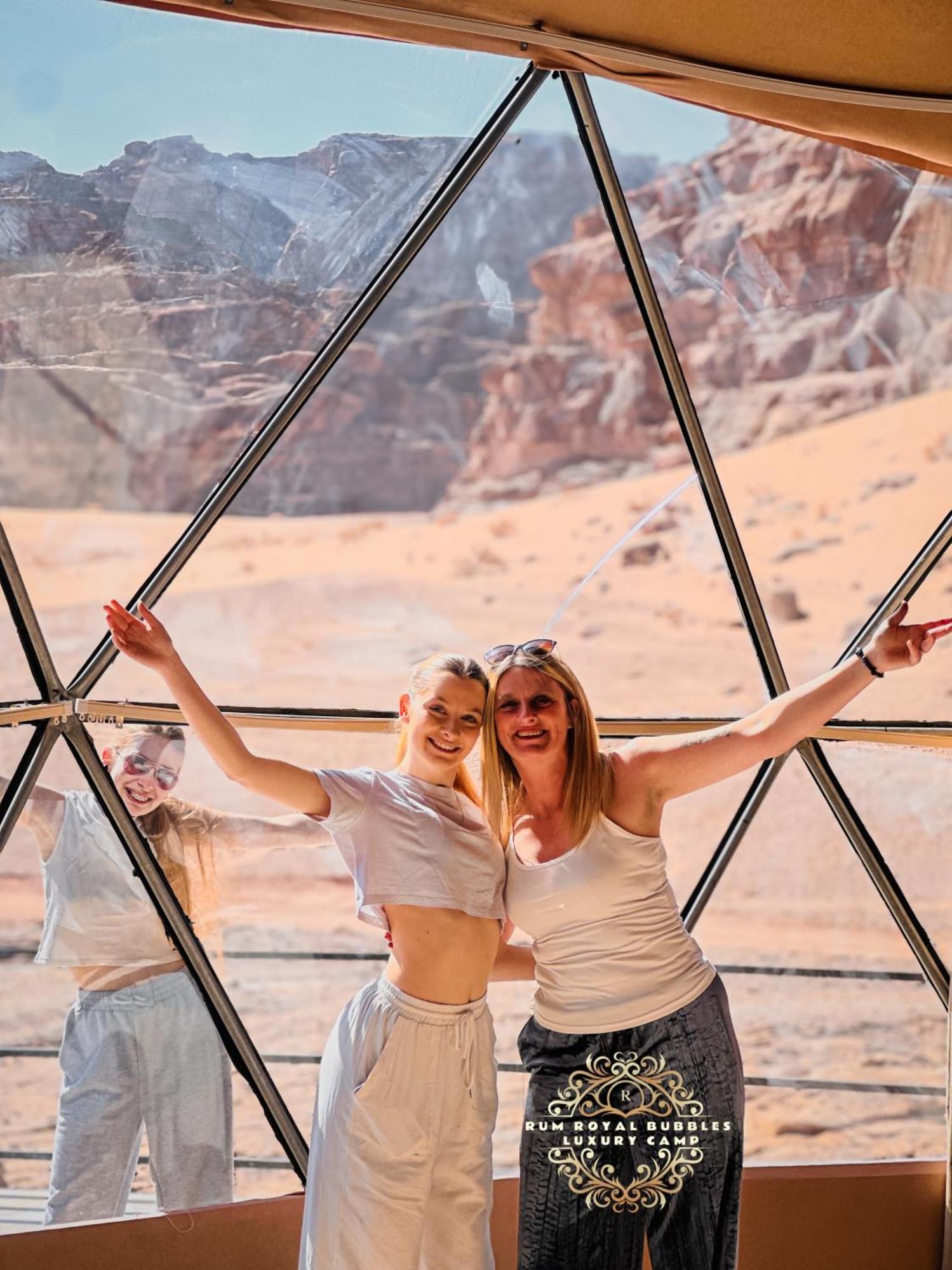 Apartamento Rum Royal Bubbles Luxury Camp Wadi Rum Exterior foto